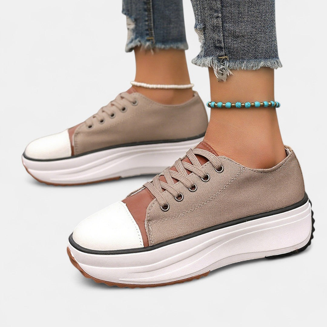 Della | On-the-Go Lightweight Rounded-Toe Comfort Sneaker