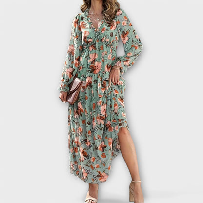 Leonia | Wardrobe-Staple Flowing Maxi Flair Dress