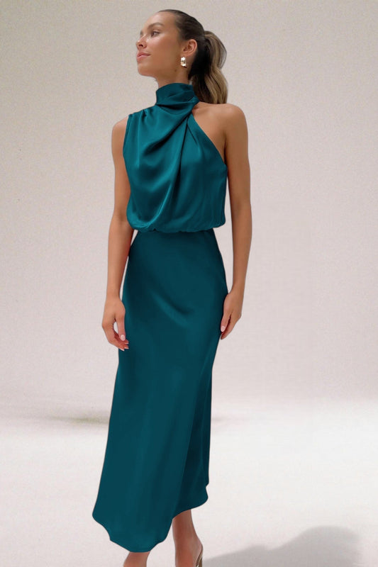 Fausta | Wardrobe-Staple Halter Wedding Sensibility Dress