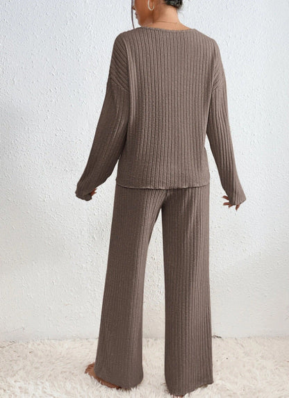 Nikolina | Weekend Knit V-Neck Comfort Set