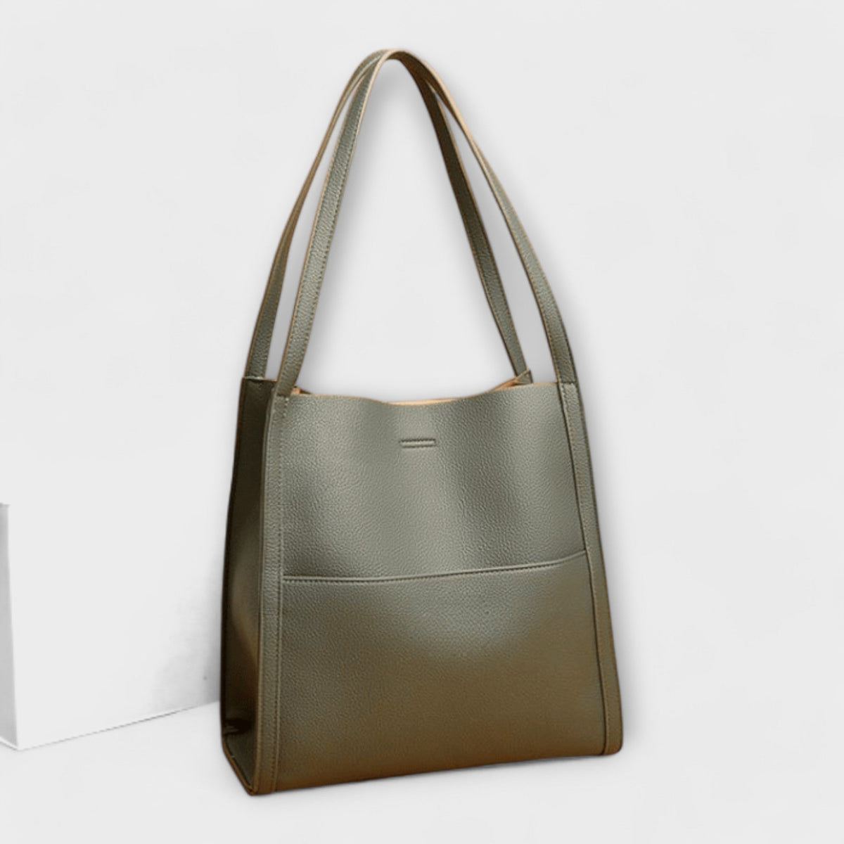 Maddalenetta | Travel-Ready Summer Structured Capacity Handbag