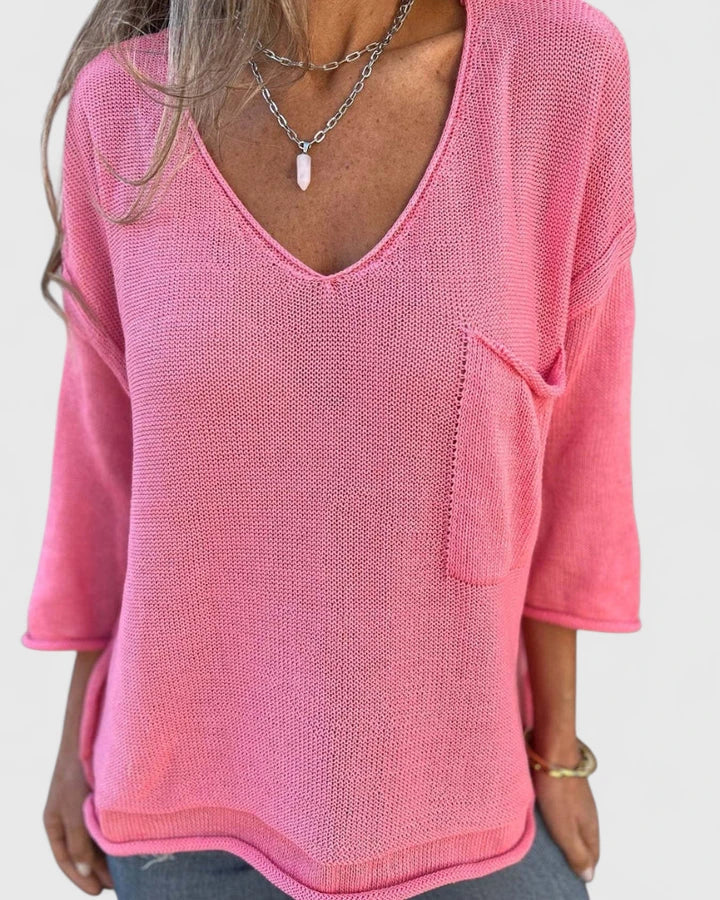 Andreina | Errand-Day V-Neck Lightweight Drape Top