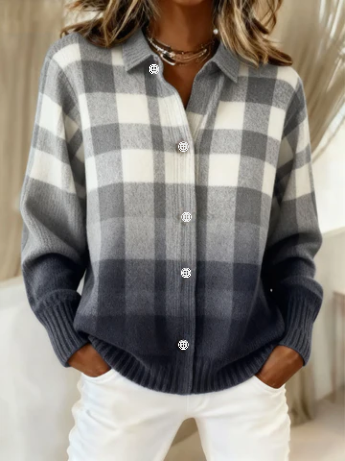 Valerie | Weekend checkered fit Detailing Blouse