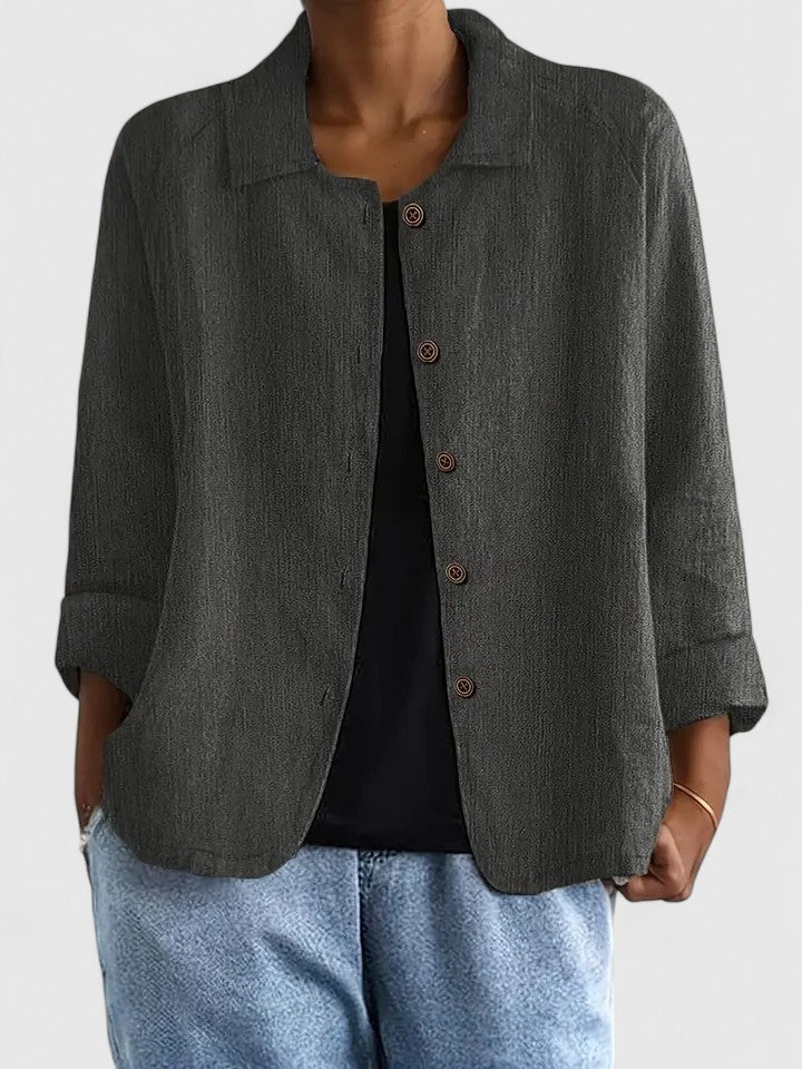 Amabilia | Errand-Day Lightweight Layered Silhouette Top