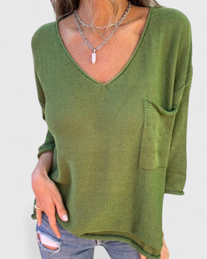 Andreina | Errand-Day V-Neck Lightweight Drape Top