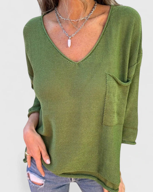 Andreina | Errand-Day V-Neck Lightweight Drape Top