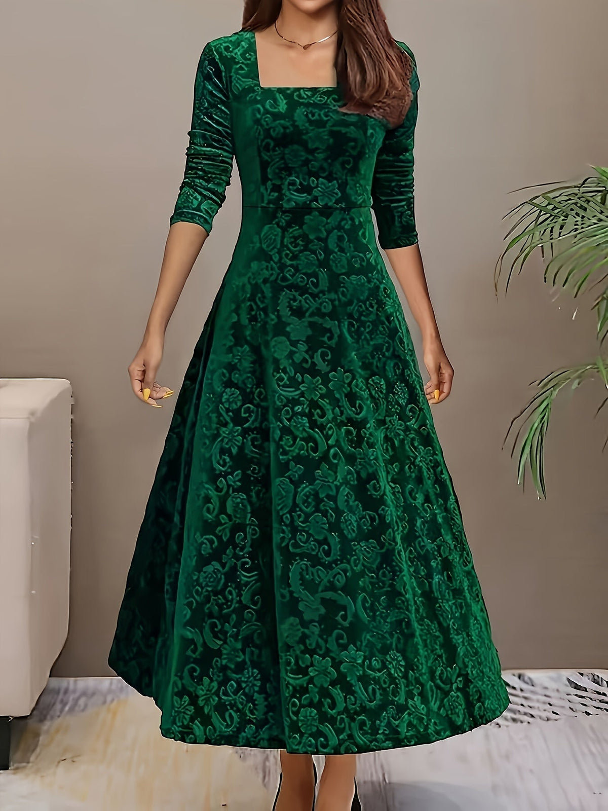 Gisella | Getaway Velvet Floral Design Dress