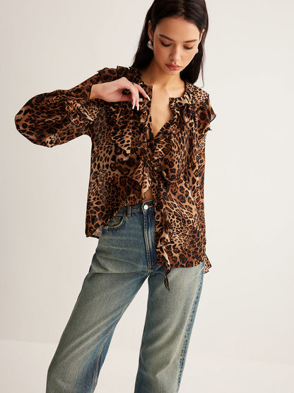 Amabile | Polished Leopard Print Silhouette Blouse