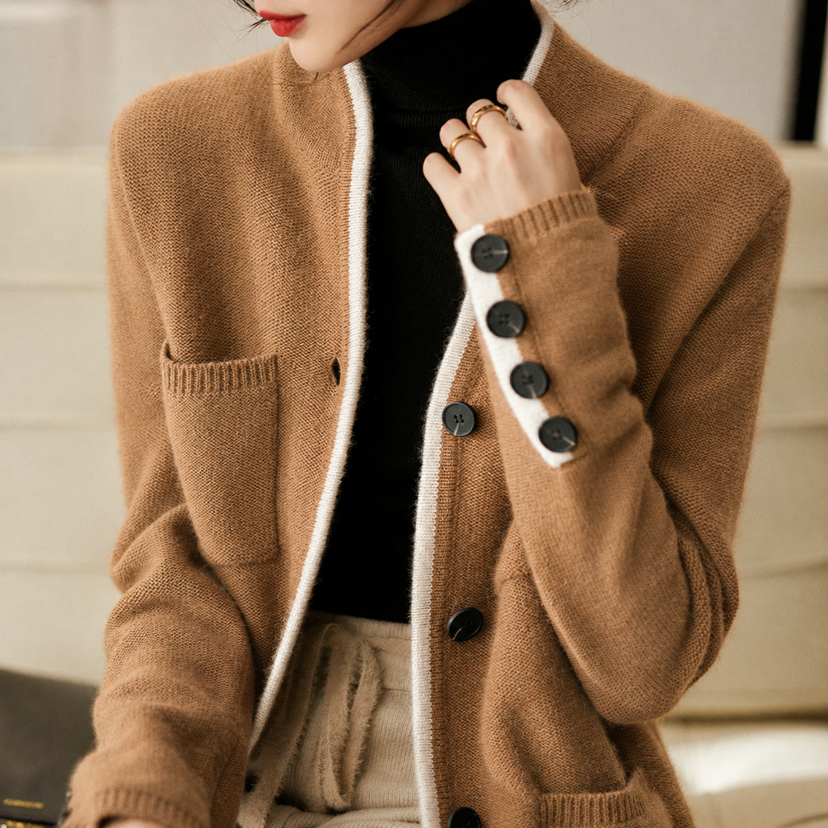 Asolina | Everyday Vintage Wear Cardigan