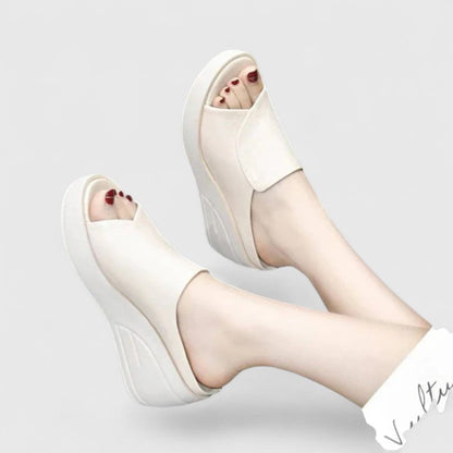 Carla | Holiday Orthopaedic Cushioned Everyday Wear Sandal