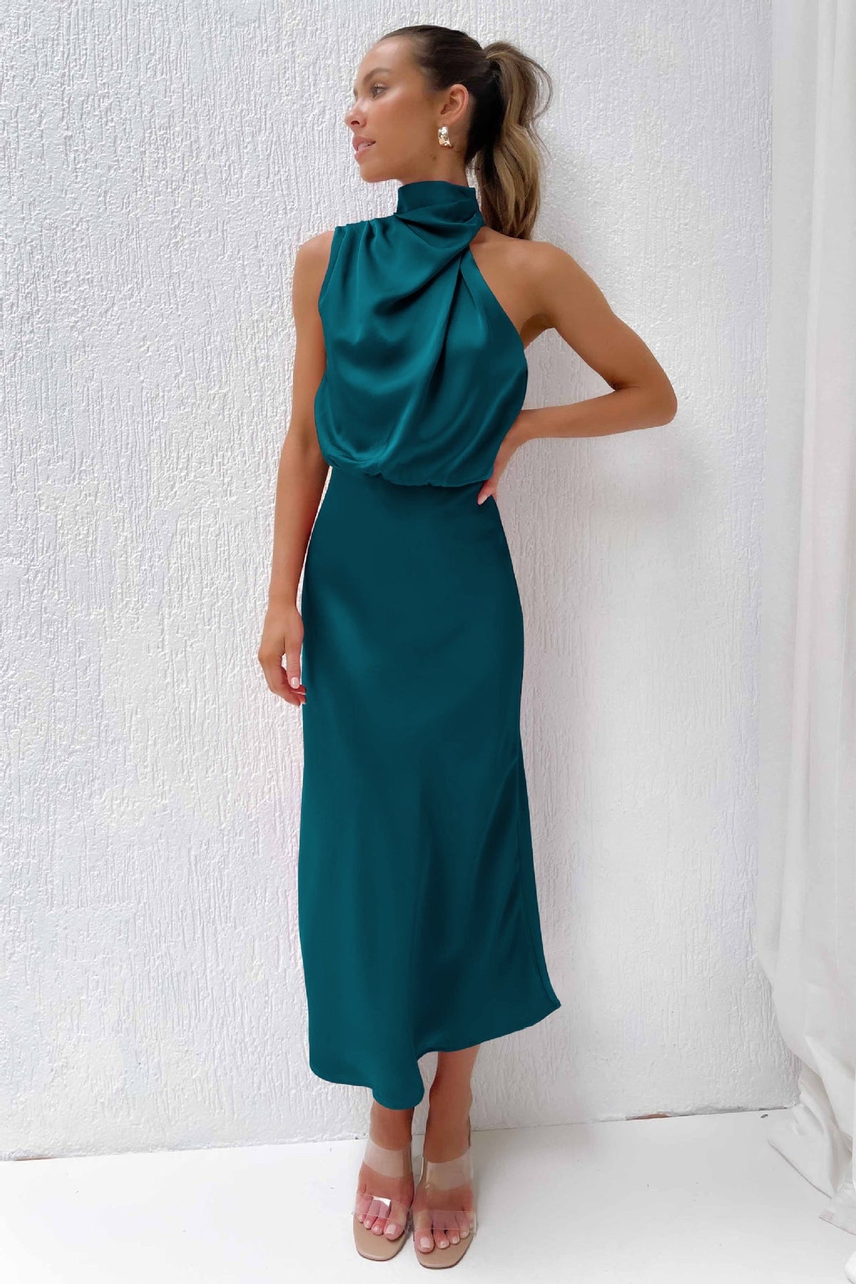 Bibiana | Brunch Halterneck Evening Silhouette Dress