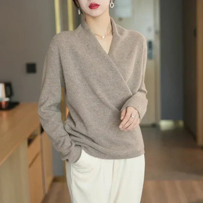 Cassandrina | Airy Wrap-Neck Summer Comfort Top