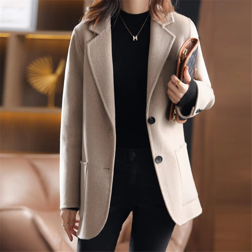Cassandra | City Tailored Two-Button Warmth Blazer