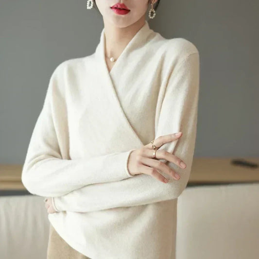 Cassandrina | Airy Wrap-Neck Summer Comfort Top