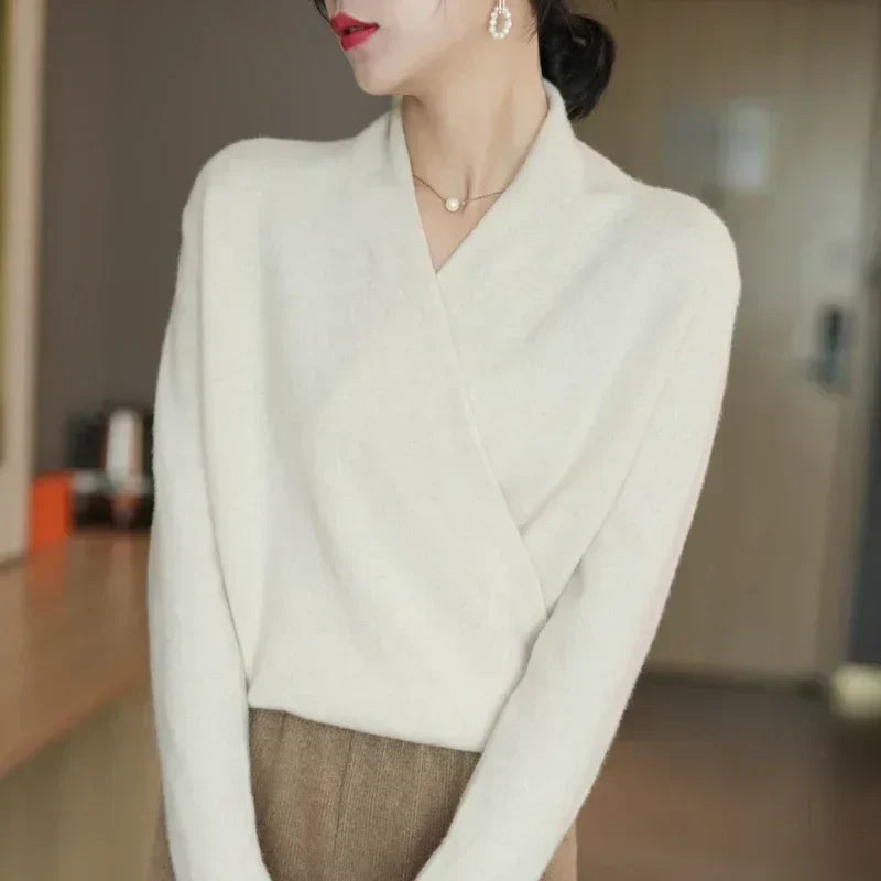 Cassandrina | Airy Wrap-Neck Summer Comfort Top