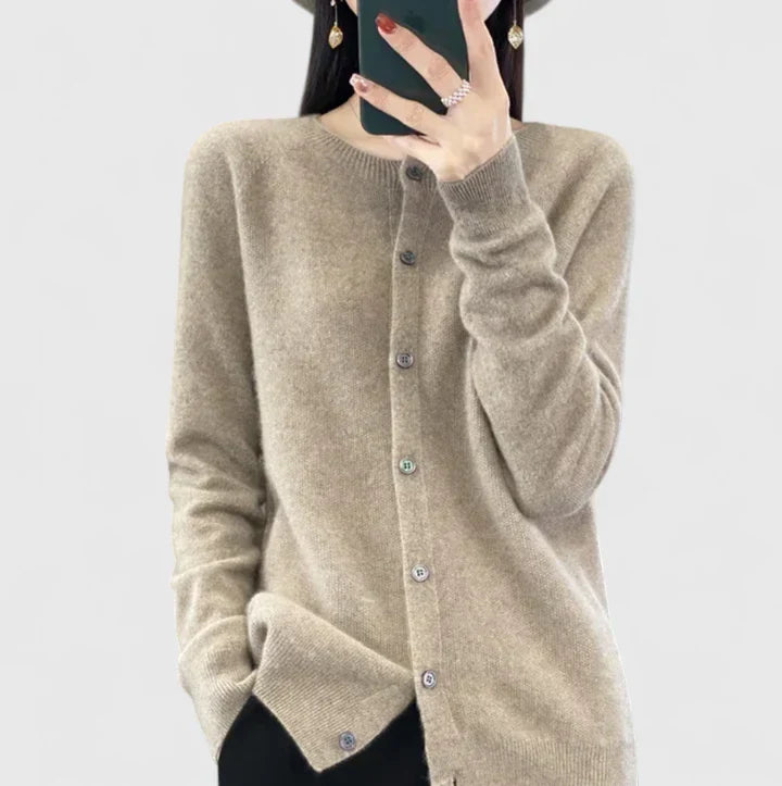 Lia | Office-Ready Softness Cardigan