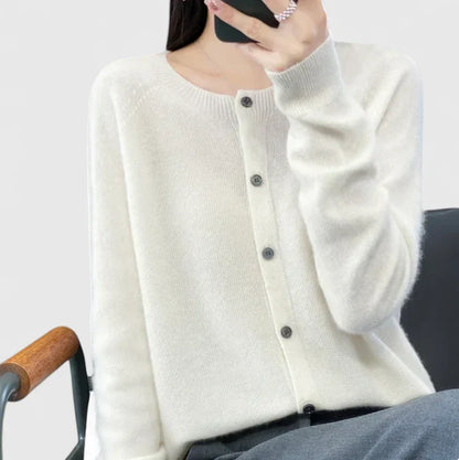 Lia | Office-Ready Softness Cardigan