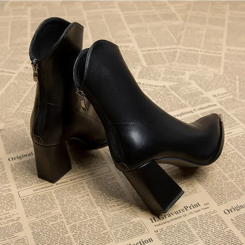 Trinidad | City Pointed-Toe Supportive Support Boot