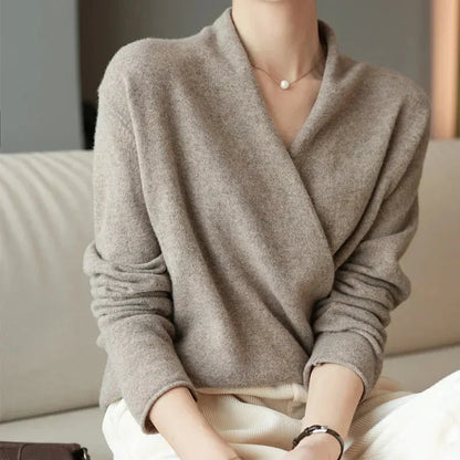 Cassandrina | Airy Wrap-Neck Summer Comfort Top