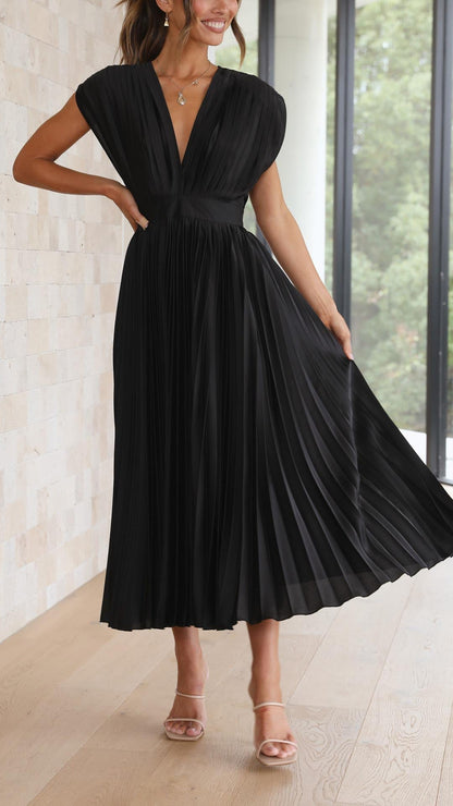 Presley | Weekend Pleated High-Waist Finish Dress