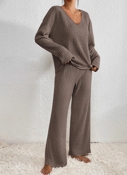 Nikolina | Weekend Knit V-Neck Comfort Set