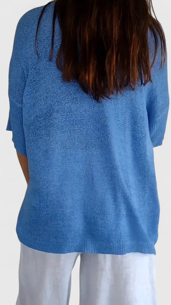 Alvia | City V-Neck Lightweight Silhouette Top