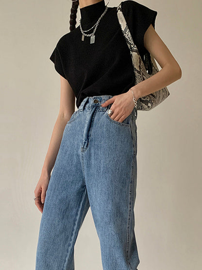 Argora | Airy Sleek Mock-Neck Ease Top