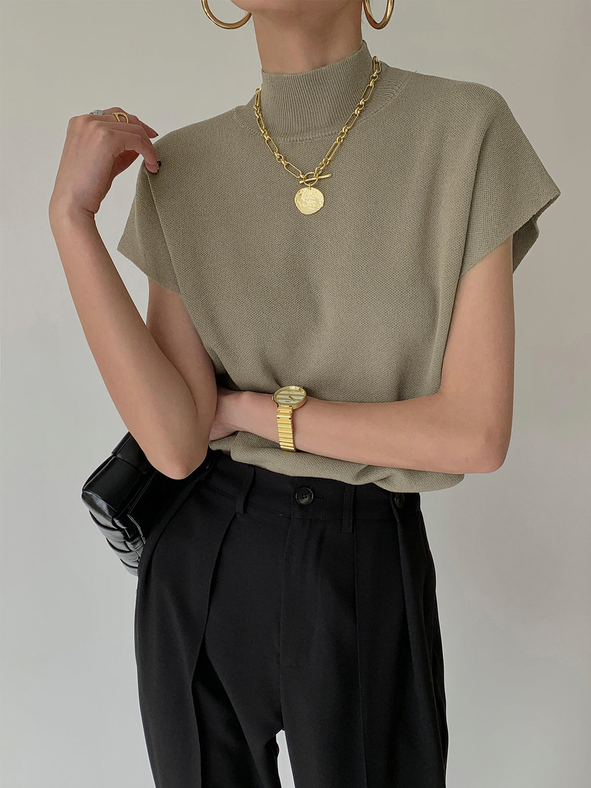 Noira | Mock-Neck Sleeveless Top