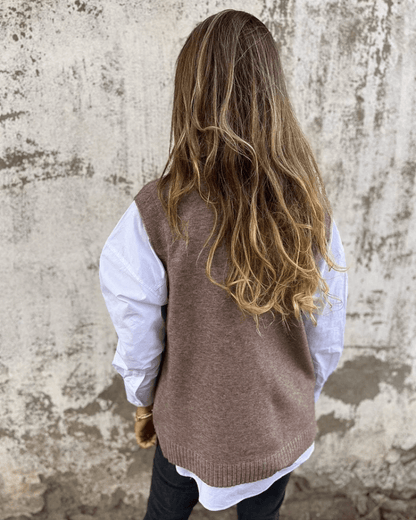 Anzhelika | Cold-Weather V-Neck Warmth Vest