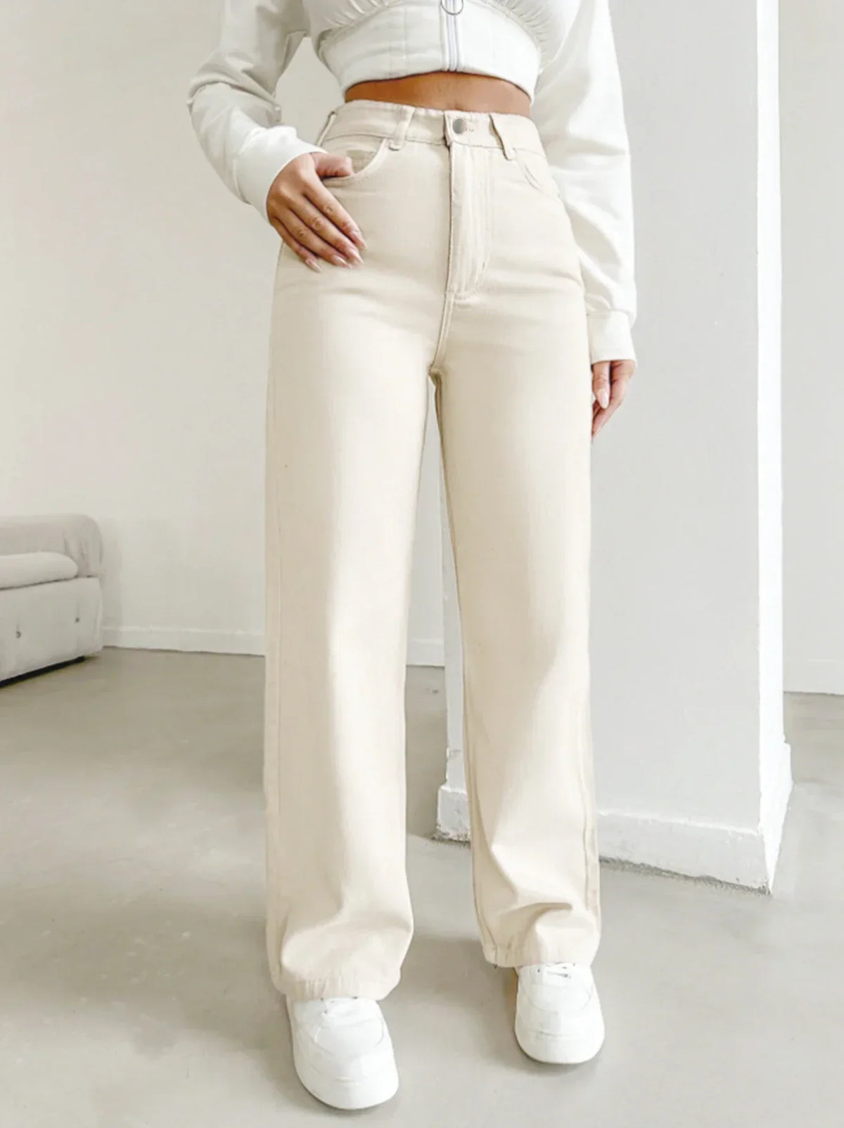 Aletta | Everyday High-Waist Straight-Leg Versatility Pants